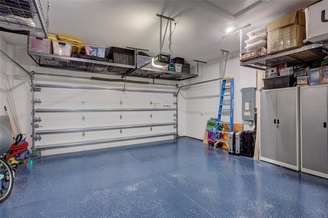 6203 Grandview Hill Ct, Bradenton, FL 34203 - garage featuring a garage door opener