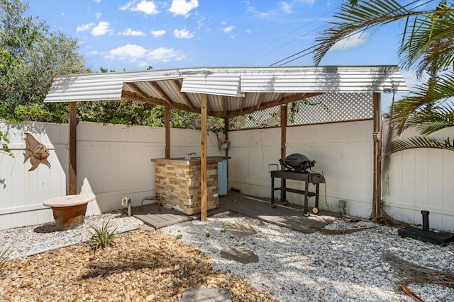 4717 Lemon Bay Dr, Venice, FL 34293 - view of patio / terrace with fence