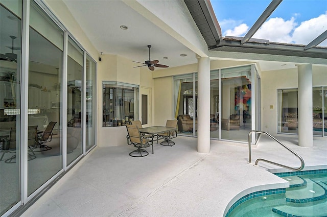 2111 Muskogee Trl, Nokomis, FL 34275 - outdoor pool with a lanai, a patio, and a ceiling fan