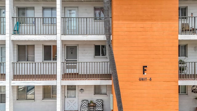 2321 Canal Dr Unit F25, Bradenton, FL 34207 - view of property