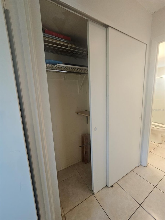 2321 Canal Dr Unit F25, Bradenton, FL 34207 - view of closet