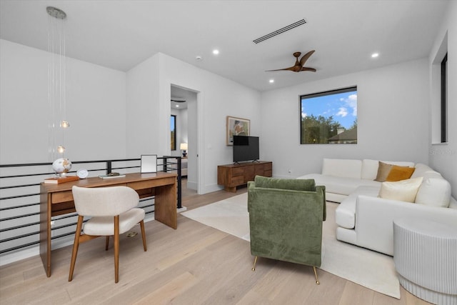 1559 Bay Rd, Sarasota, FL 34239 - living room with a ceiling fan, visible vents, light wood-style flooring, and recessed lighting