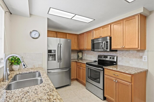 2435 Terry Ln, Sarasota, FL 34231 - photo 17