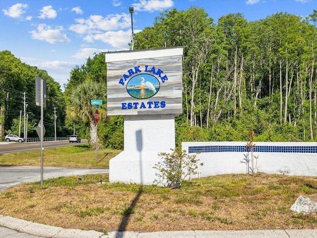 8304 Fishhawk Ave, New Port Richey, FL 34653 - view of community / neighborhood sign