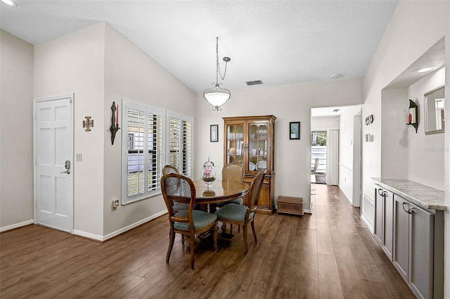 7817 Pine Trace Dr Unit 15, Sarasota, FL 34243 - dining room featuring visible vents, recessed lighting, dark wood finished floors, and baseboards