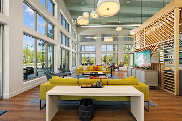 11430 Gallatin Trl, Parrish, FL 34219 - building lobby with a towering ceiling