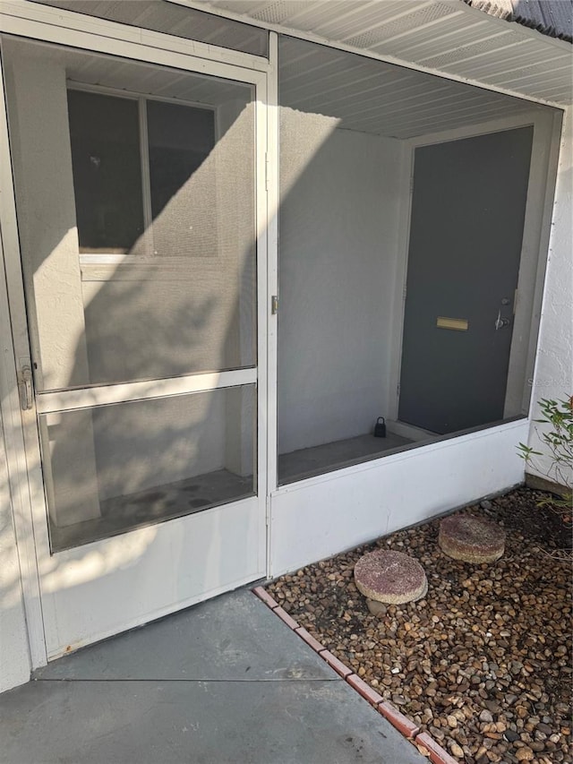 view of exterior entry
