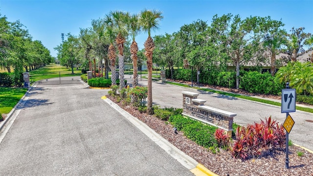 view of surrounding community