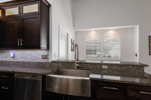 4435 Beauchamp Ct, Sarasota, FL 34243 - photo 9