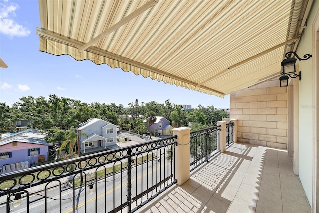 555 N Orange Ave Unit 307, Sarasota, FL 34236 - balcony featuring a residential view