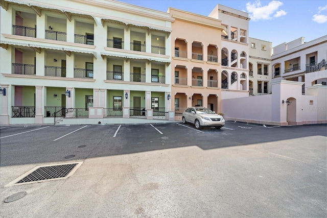 555 N Orange Ave Unit 307, Sarasota, FL 34236 - view of building exterior featuring uncovered parking