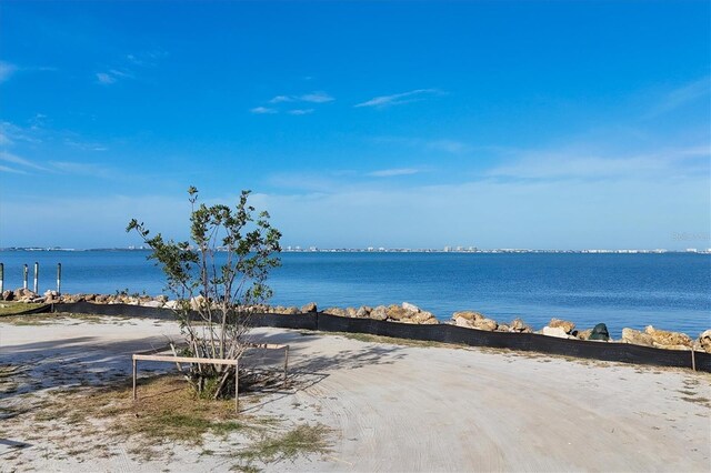 603 Indian Beach Ln, Sarasota, FL 34234 - photo 24