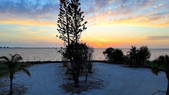 603 Indian Beach Ln, Sarasota, FL 34234 - photo 29