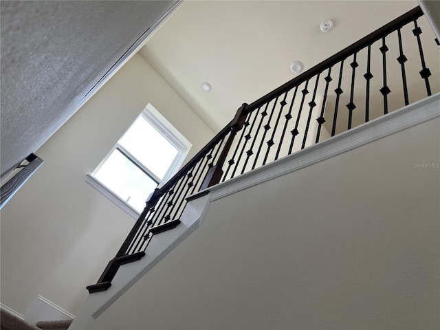 5521 Summit Gln, Bradenton, FL 34203 - view of staircase