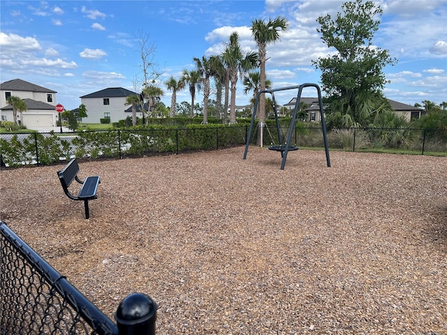5521 Summit Gln, Bradenton, FL 34203 - surrounding community with fence and a residential view