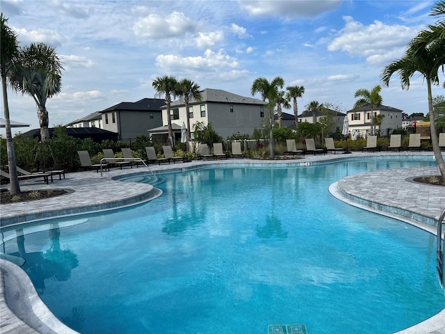 5521 Summit Gln, Bradenton, FL 34203 - community pool featuring fence, a residential view, and a patio area