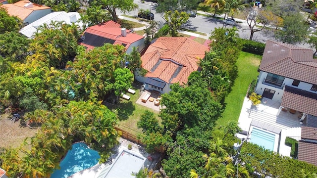 bird's eye view with a residential view