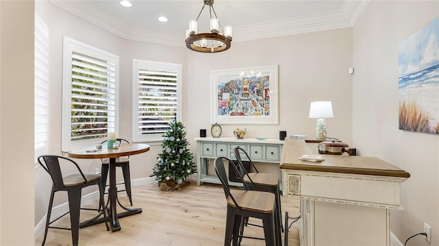 dining area featuring light wood finished floors, baseboards, a chandelier, ornamental molding, and recessed lighting