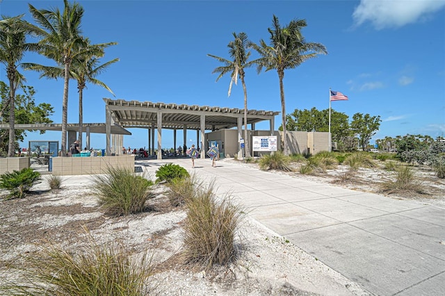 151 Vista Hermosa Cir Unit 31C, Sarasota, FL 34242 - view of property's community featuring a pergola
