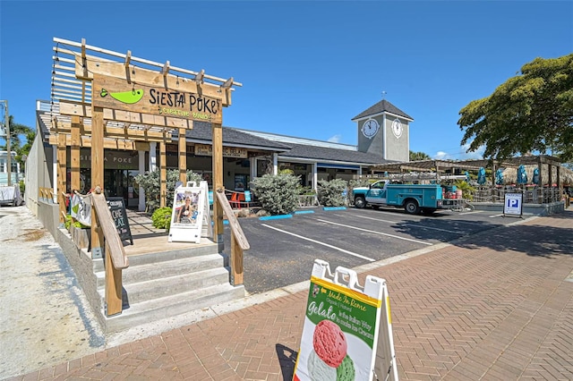 151 Vista Hermosa Cir Unit 31C, Sarasota, FL 34242 - view of commercial property with uncovered parking