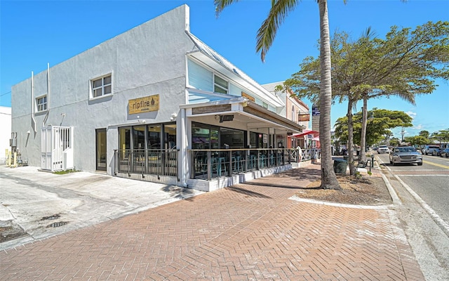 151 Vista Hermosa Cir Unit 31C, Sarasota, FL 34242 - view of building exterior