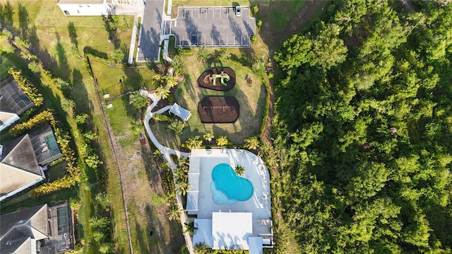 1824 Woodleaf Hammock Ct, Bradenton, FL 34211 - aerial view of a pool area