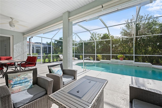 7424 Arrowhead Run, Lakewood Ranch, FL 34202 - outdoor pool featuring a patio, a ceiling fan, and glass enclosure