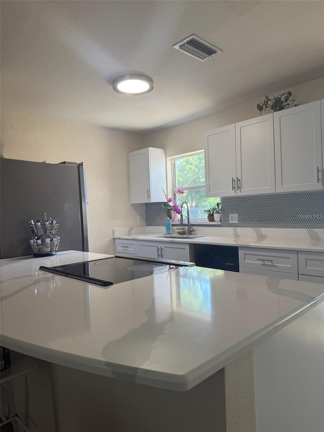 10827 Village Green Ave, Seminole, FL 33772 - photo 14