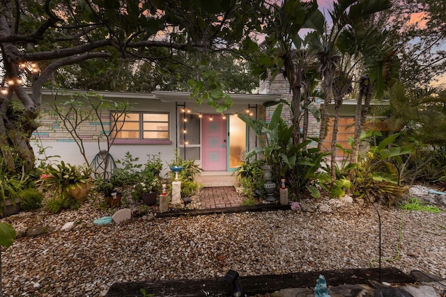 2207 Hickory Ave, Sarasota, FL 34234 - view of front of home