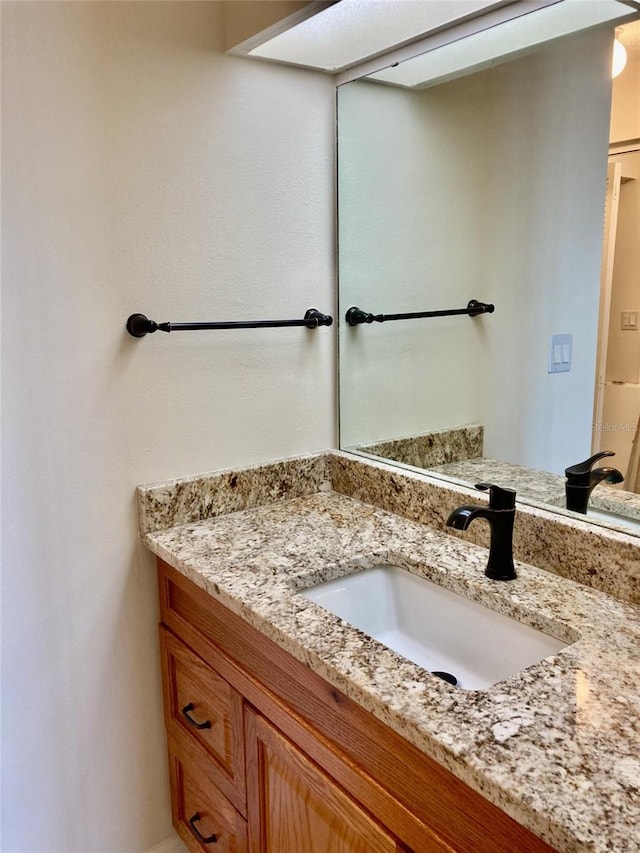 6430 Sun Eagle Ln Unit 203, Bradenton, FL 34210 - bathroom featuring vanity