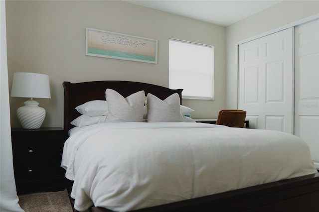 bedroom with a closet