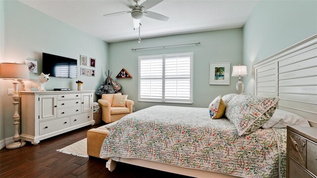 1503 Calle Grand St, Bradenton, FL 34209 - bedroom with dark wood finished floors, a ceiling fan, and baseboards