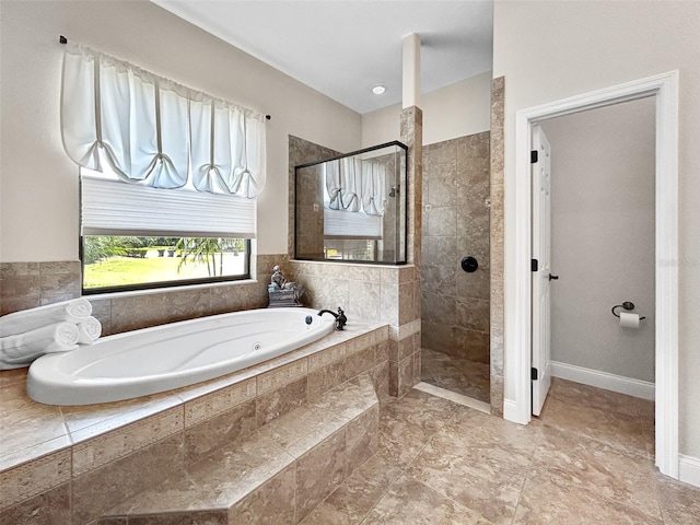 6567 Eagle Ridge Way, Lakeland, FL 33813 - full bath featuring a whirlpool tub and walk in shower