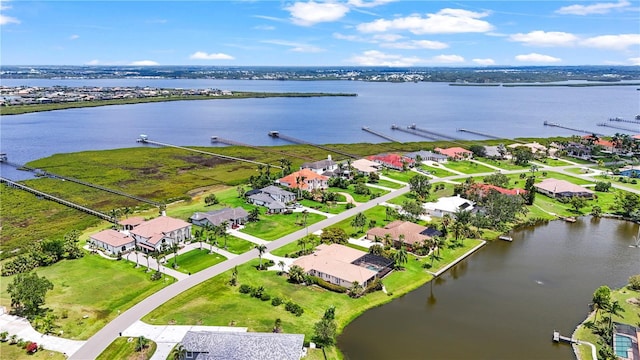 6143 9th Avenue Cir NE, Bradenton, FL 34212 - aerial view of residential area featuring a large body of water