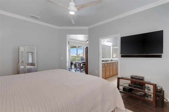 212 River Enclave Ct, Bradenton, FL 34212 - bedroom featuring crown molding, light wood finished floors, ensuite bathroom, and ceiling fan