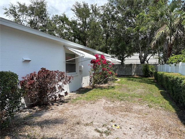 view of yard featuring fence