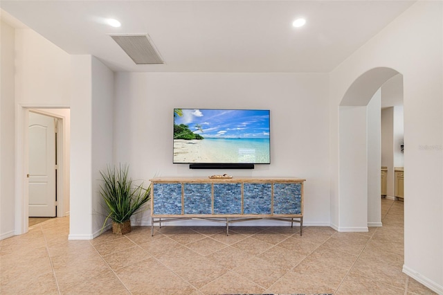 20040 Rookery Dr, Estero, FL 33928 - living area featuring arched walkways, recessed lighting, baseboards, and tile patterned flooring