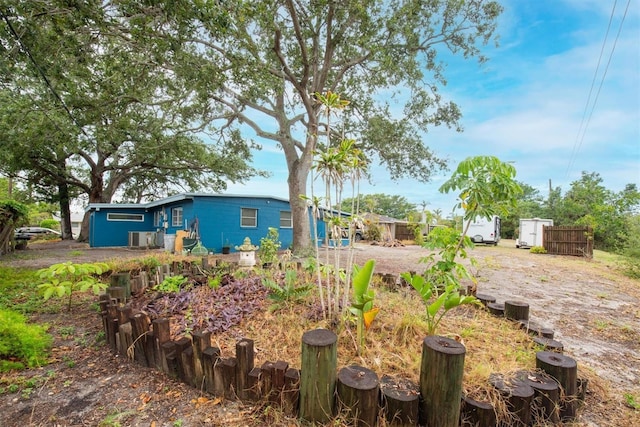6628 Auburn Ave, Bradenton, FL 34207 - view of yard with cooling unit