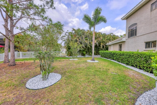 6470 Indigo Bunting Pl, Lakewood Ranch, FL 34202 - view of yard
