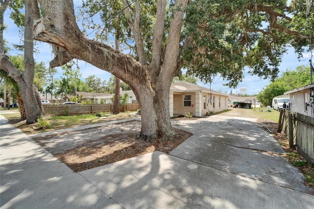 2411 5th Avenue Dr E, Palmetto, FL 34221 - photo 5