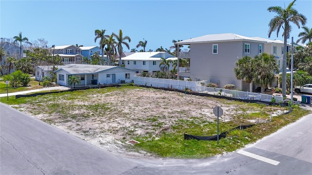 6406 Holmes Blvd, Holmes Beach, FL 34217