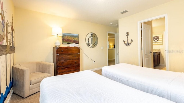 1450 Rolling Fairway Dr, Davenport, FL 33896 - bedroom with light carpet, baseboards, and ensuite bath