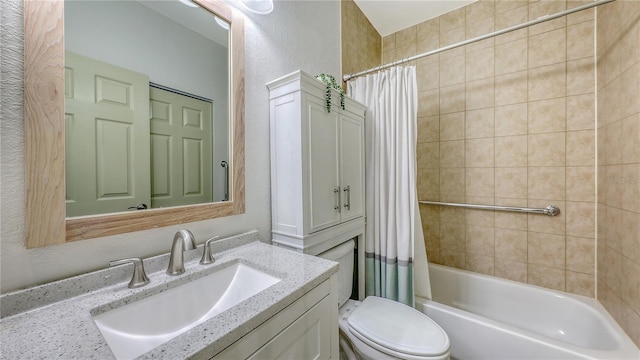 203 28th St W, Palmetto, FL 34221 - bathroom featuring vanity, toilet, and shower / tub combo
