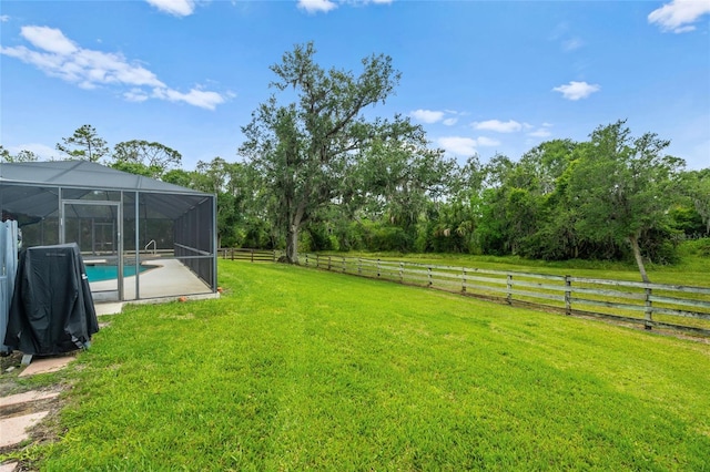 140 Cowpen Ln, Sarasota, FL 34240 - view of yard featuring a lanai