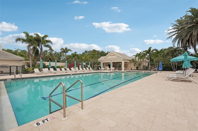 431 Fieldstone Dr, Venice, FL 34292 - community pool featuring fence and a patio area