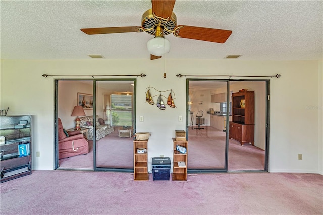 2607 Lancaster Dr Unit 35, Sun City Center, FL 33573 - exterior space featuring a textured ceiling, a closet, and ceiling fan