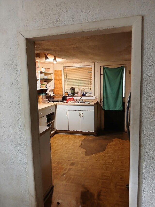 bar area with a sink