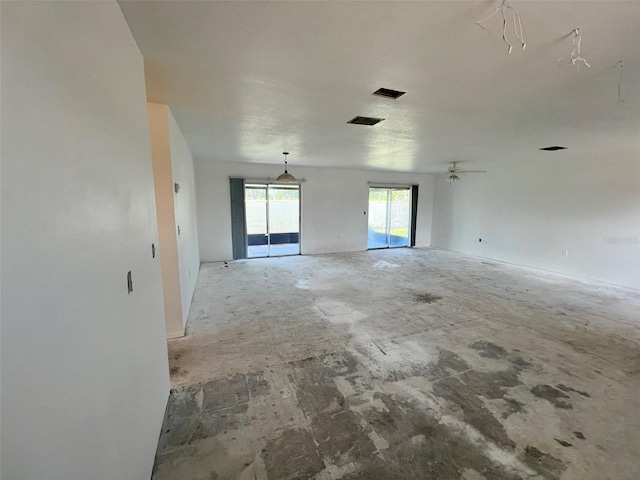 2188 Corinne Ct S Unit A, Saint Petersburg, FL 33712 - spare room featuring a ceiling fan