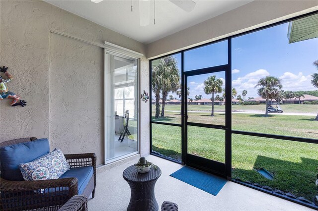 315 Heritage Isles Way, Bradenton, FL 34212 - sunroom / solarium with ceiling fan
