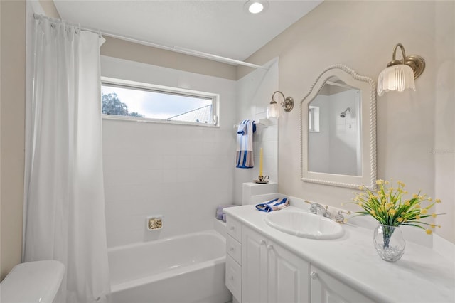 6664 Deering Cir, Sarasota, FL 34240 - bathroom with vanity, shower / bath combo, toilet, and recessed lighting